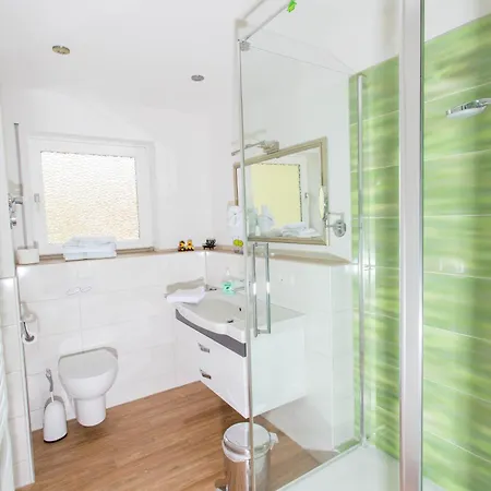 Appartement Annika Mit Hochschwarzwald-card Titisee-Neustadt